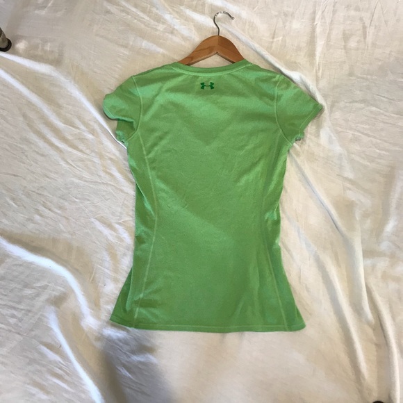 Green under armor fitted tee shirt - Picture 2 of 3